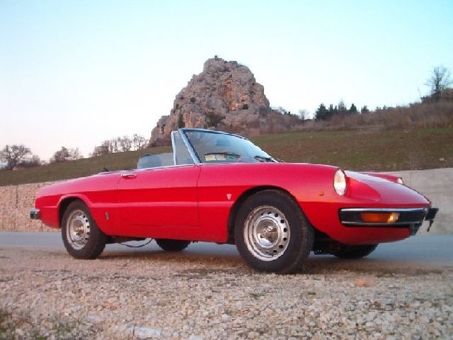 Alfa Romeo 1300 Spider